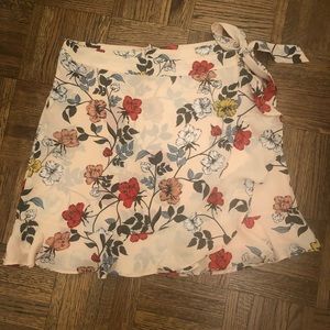 BB Dakota pink floral tie skirt